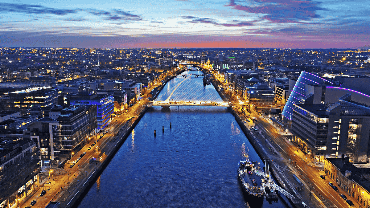 Stumbling at the Threshold: Democracy in the Irish Economy
