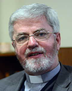 Tom Layden SJ